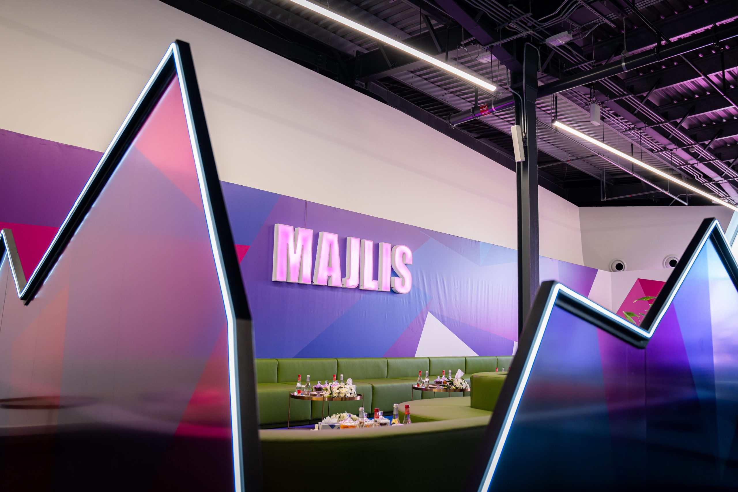 Five Furniture Pieces That Can Impact Any Booth Design